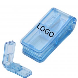 Pill cutter with Logo